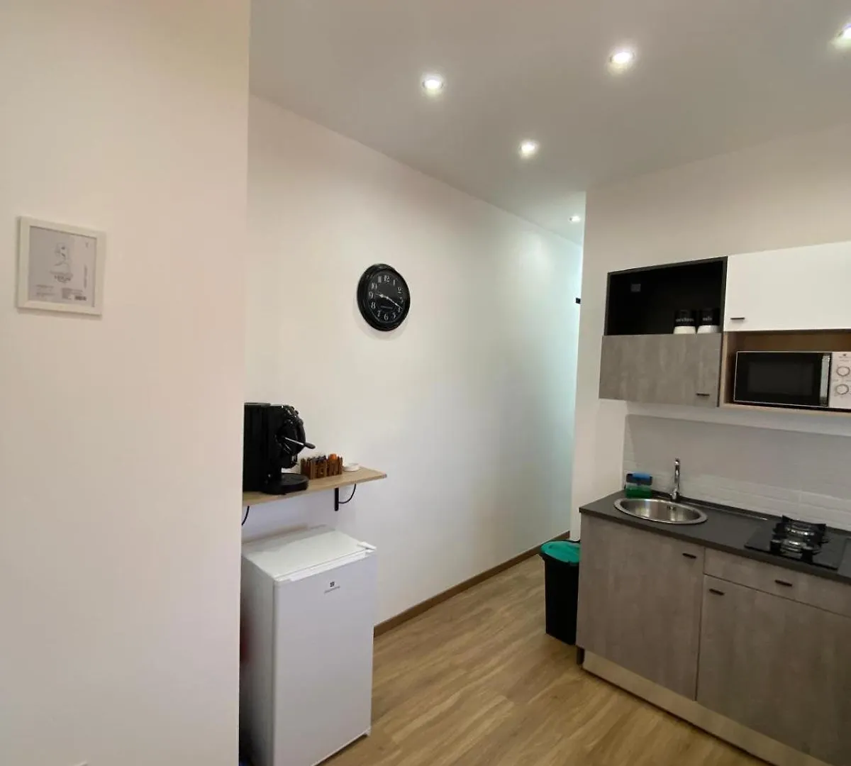 Di Fronte Zisa Apartment Palermo 0*,